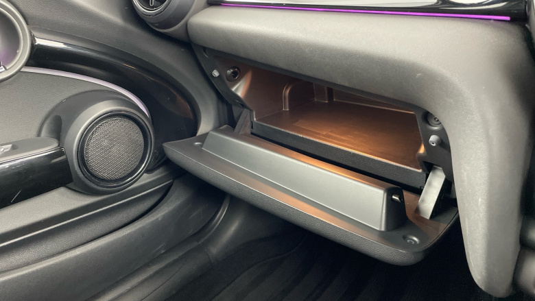 MINI Hatchback 135kW Cooper S Level 2 33kWh 3dr Auto Electric Hatchback